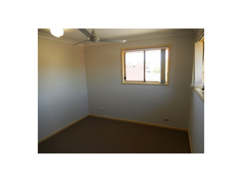 6/2 Brown Street, Labrador QLD 4215