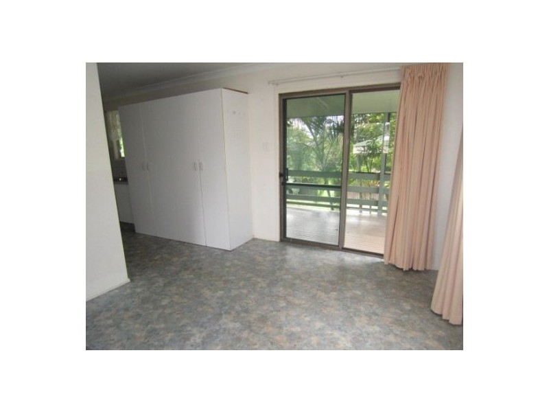 113 Eugaree Street, Southport QLD 4215
