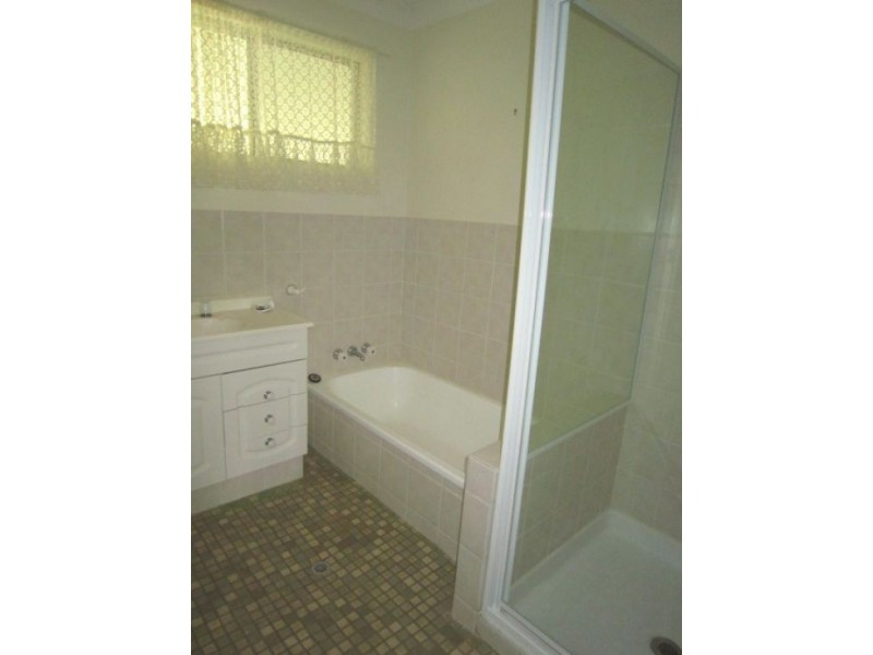 113 Eugaree Street, Southport QLD 4215