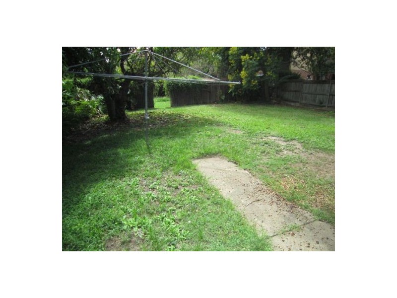 113 Eugaree Street, Southport QLD 4215