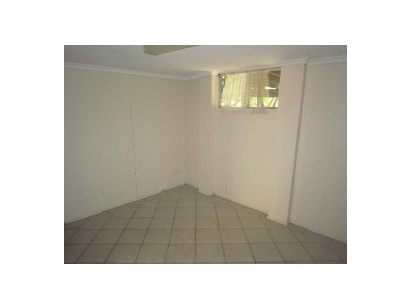 113 Eugaree Street, Southport QLD 4215