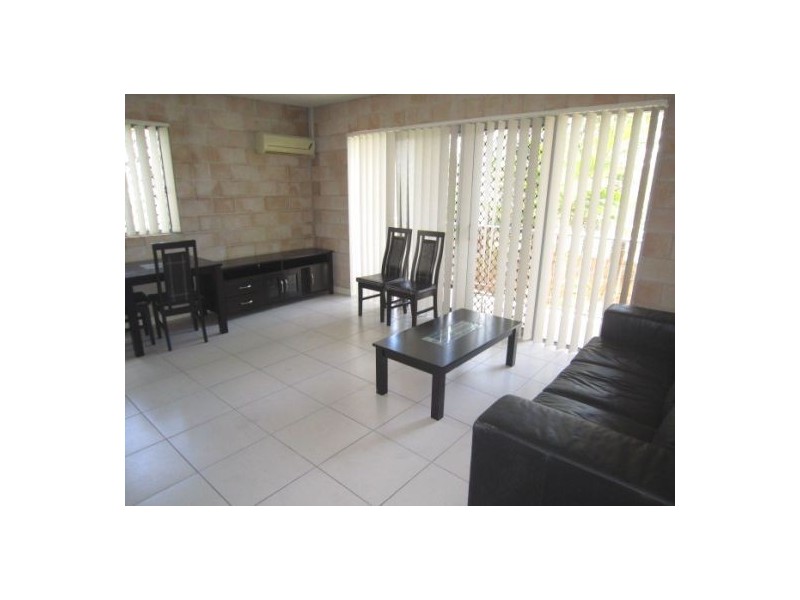 1/148 High Street, Southport QLD 4215