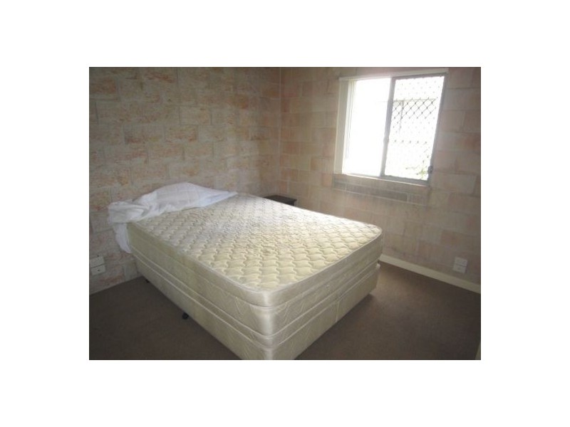 1/148 High Street, Southport QLD 4215