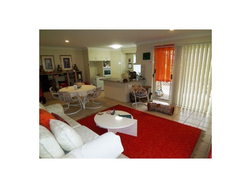 19 Hilltop St, Labrador QLD 4215