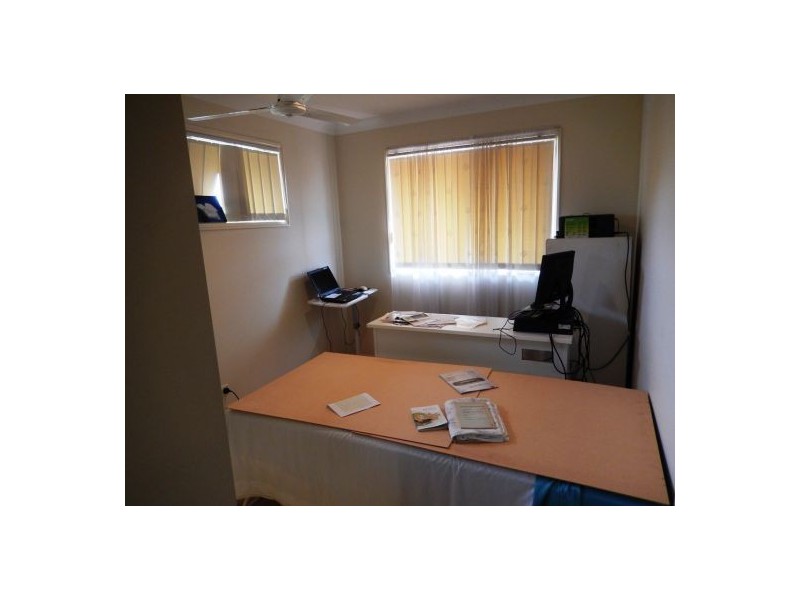 19 Hilltop St, Labrador QLD 4215