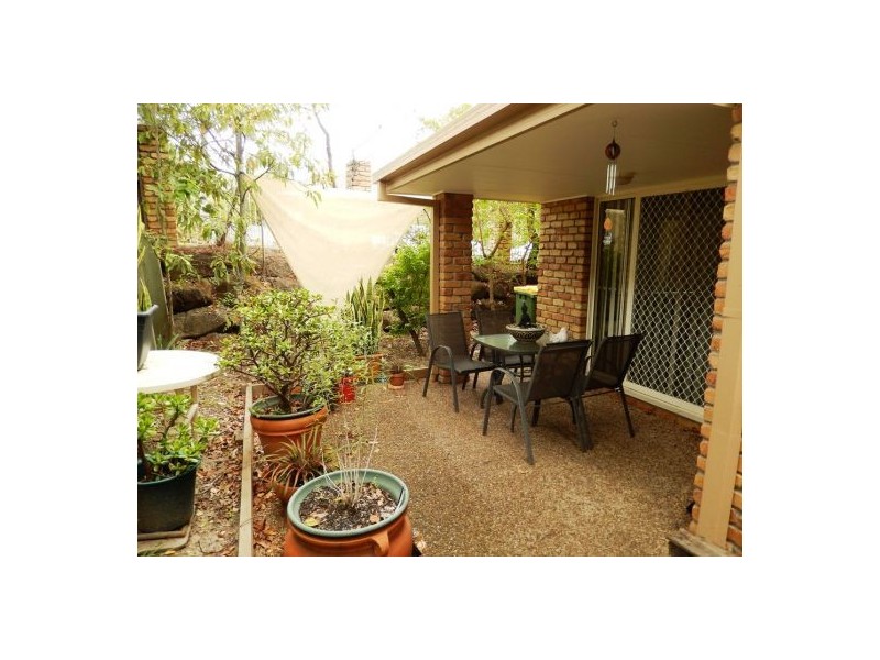 19 Hilltop St, Labrador QLD 4215