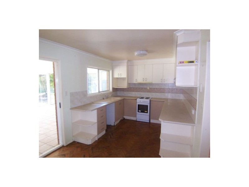 11 Anne Street, Southport QLD 4215