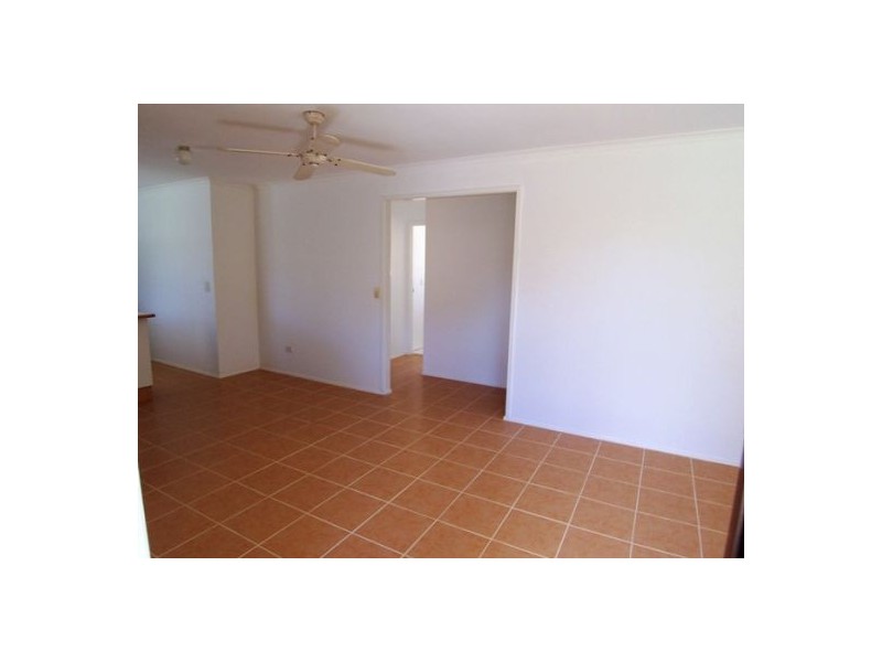 1/269 Government Road, Labrador QLD 4215