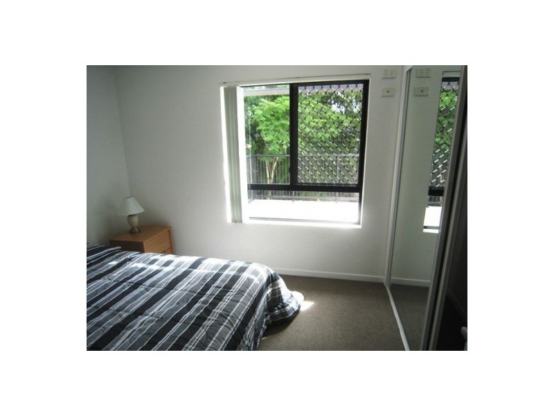 18/15 Lloyd Street, Southport QLD 4215