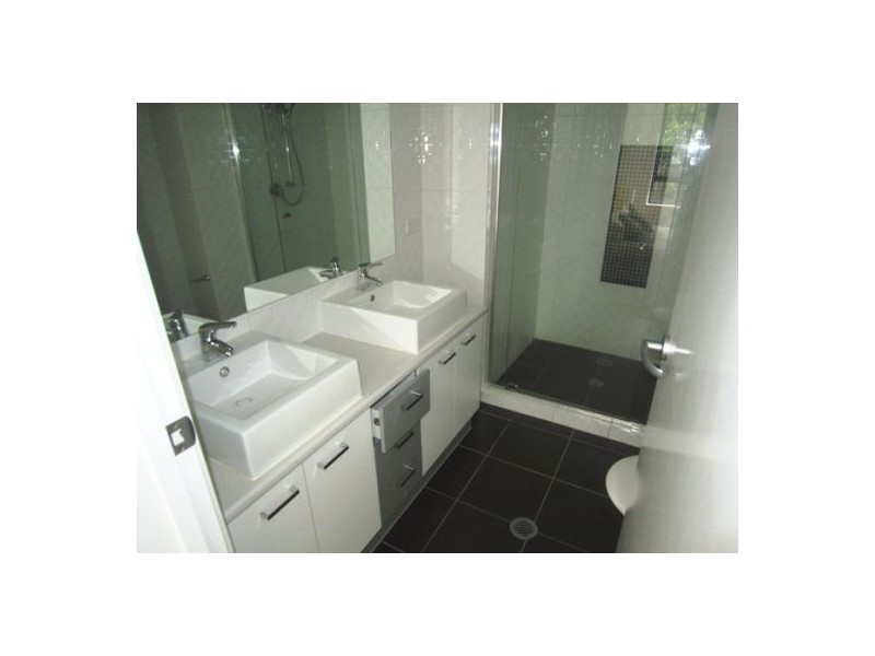 18/15 Lloyd Street, Southport QLD 4215