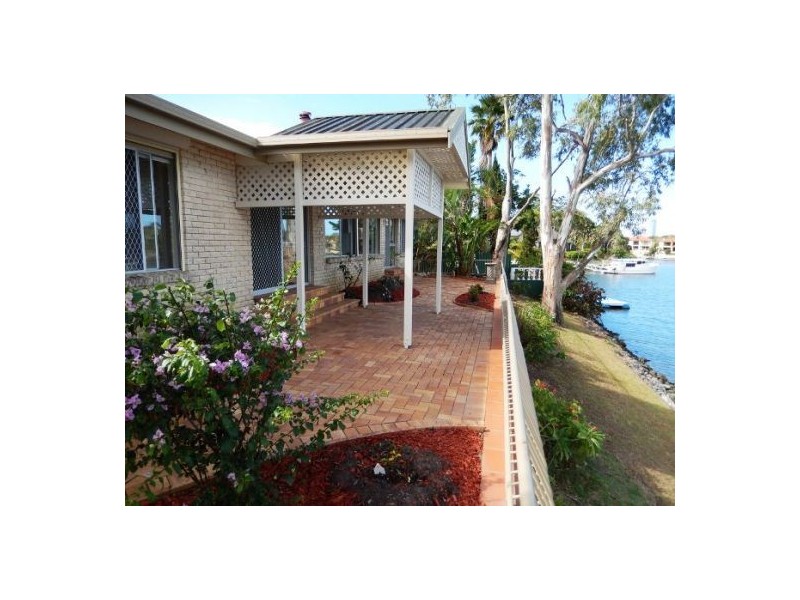 55 River Crescent, Broadbeach Waters QLD 4218