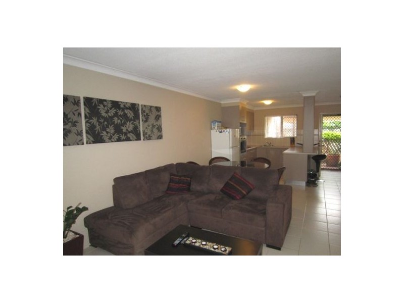 6/164 High Street, Southport QLD 4215