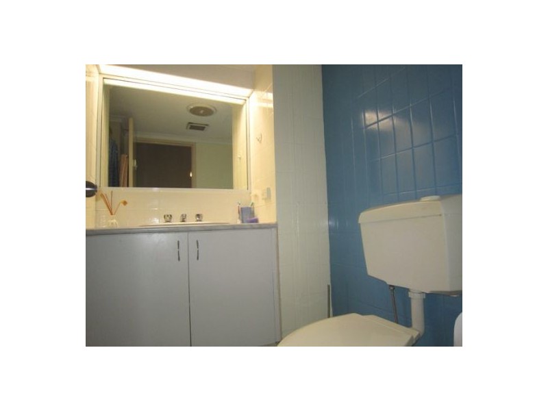 6/164 High Street, Southport QLD 4215