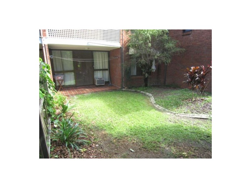 6/164 High Street, Southport QLD 4215