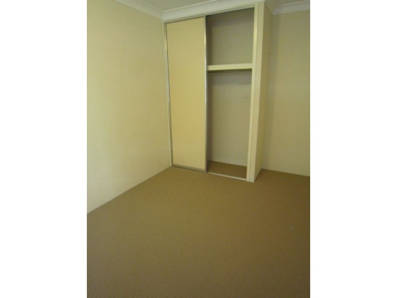1/144 Marine Parade, Southport QLD 4215