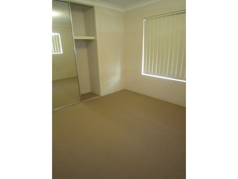 1/144 Marine Parade, Southport QLD 4215