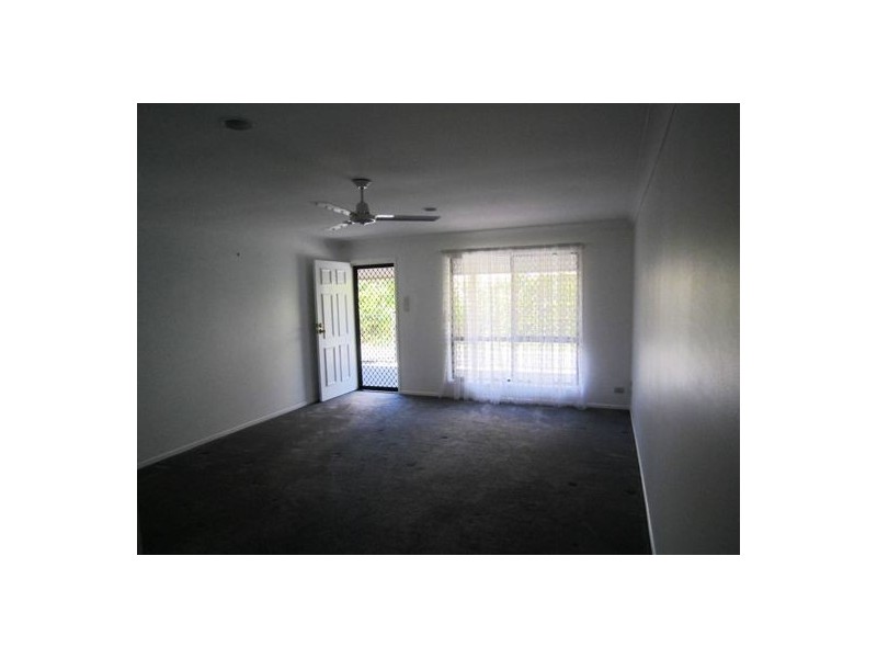 1/10 Royal Palm Court, Southport QLD 4215