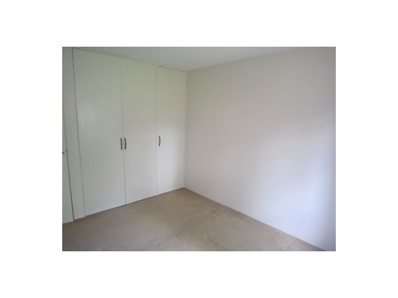 2/203 Scarborough Street, Southport QLD 4215