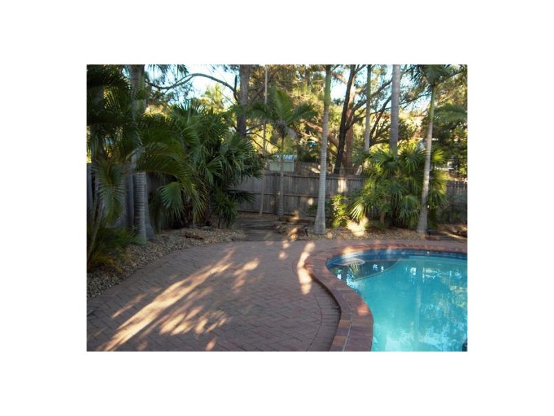 393 Ashmore Road, Ashmore QLD 4214