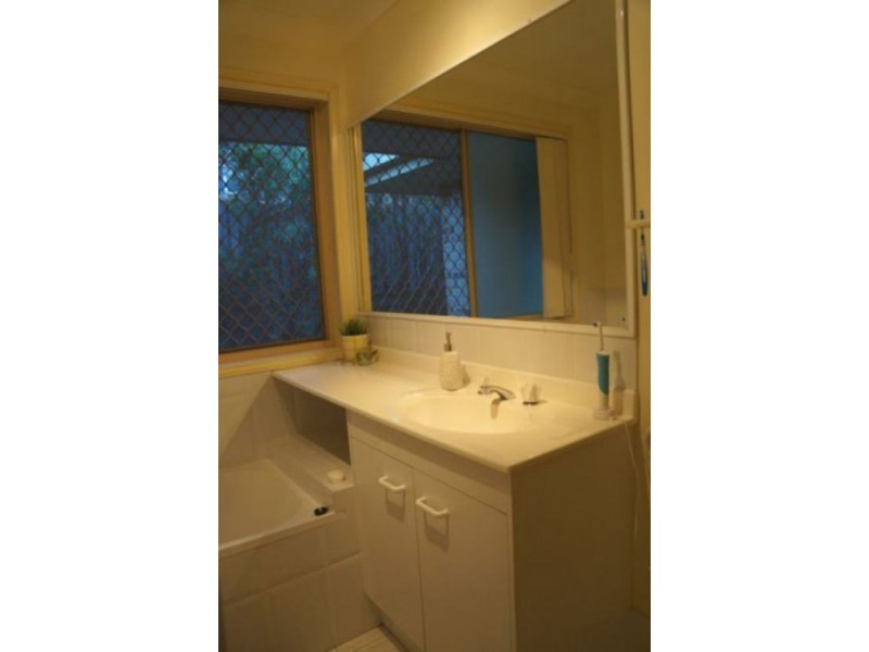 34 Daintree Drive, Parkwood QLD 4214