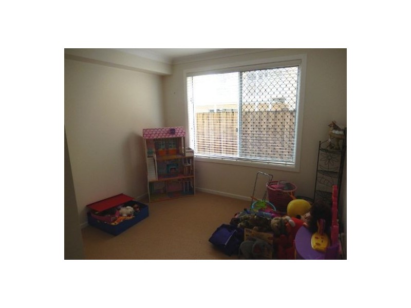 3 Reynolds Avenue, Labrador QLD 4215