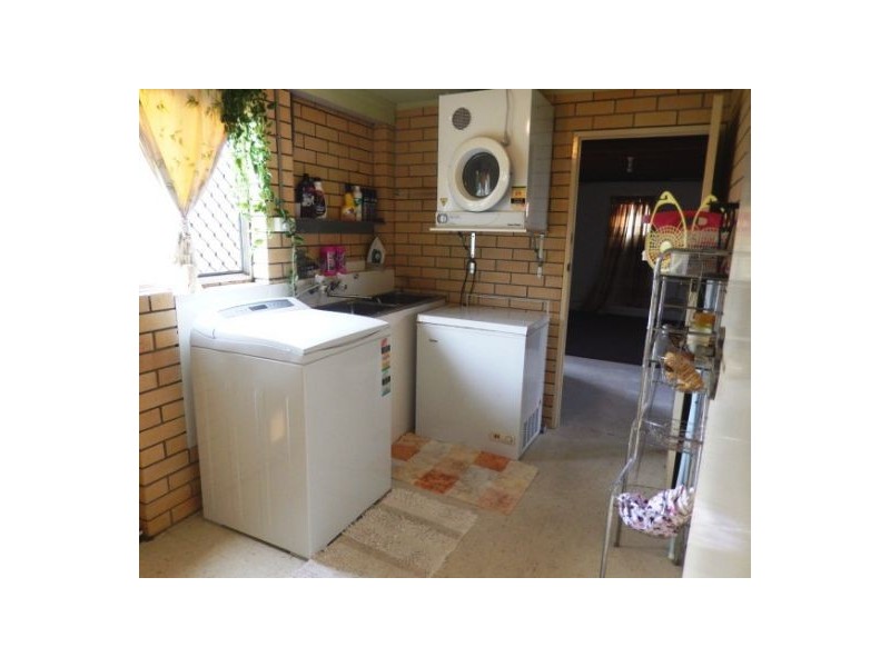 3 Reynolds Avenue, Labrador QLD 4215