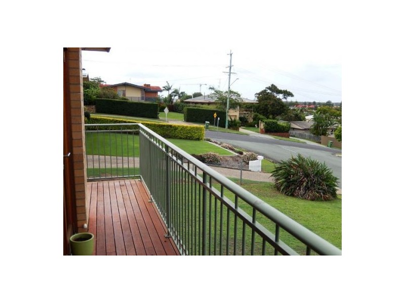 3 Reynolds Avenue, Labrador QLD 4215