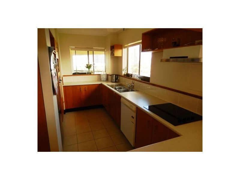 31/2 Admiralty Drive “Atlantis West”, Surfers Paradise QLD 4217