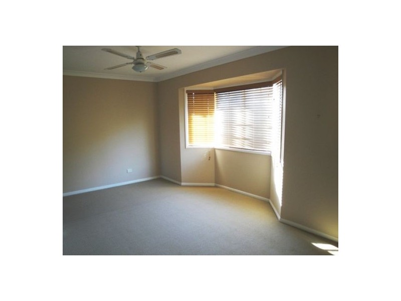 4/32 Billington Street, Labrador QLD 4215