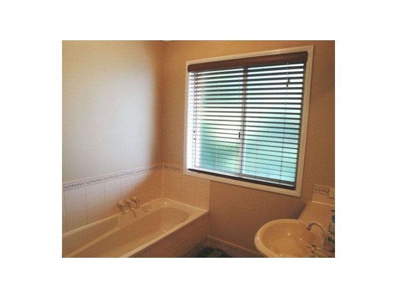 4/32 Billington Street, Labrador QLD 4215