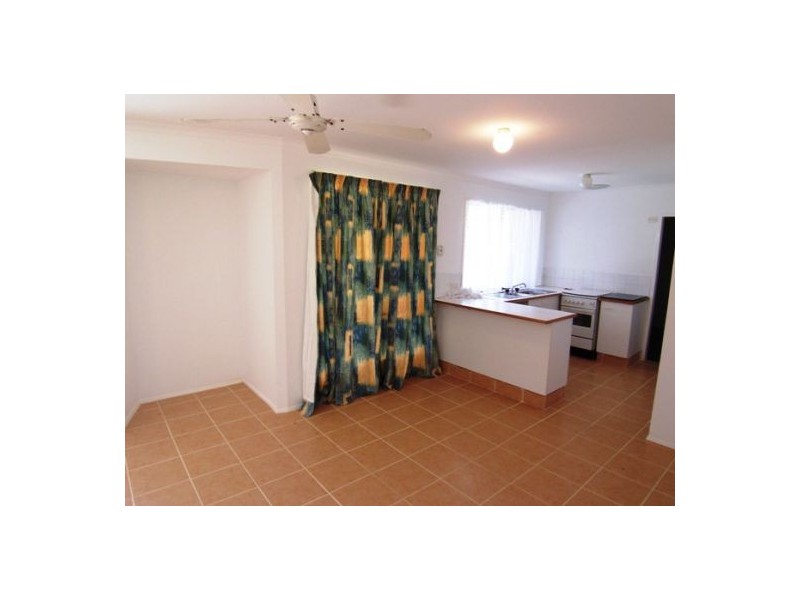 1/269 Government Road, Labrador QLD 4215