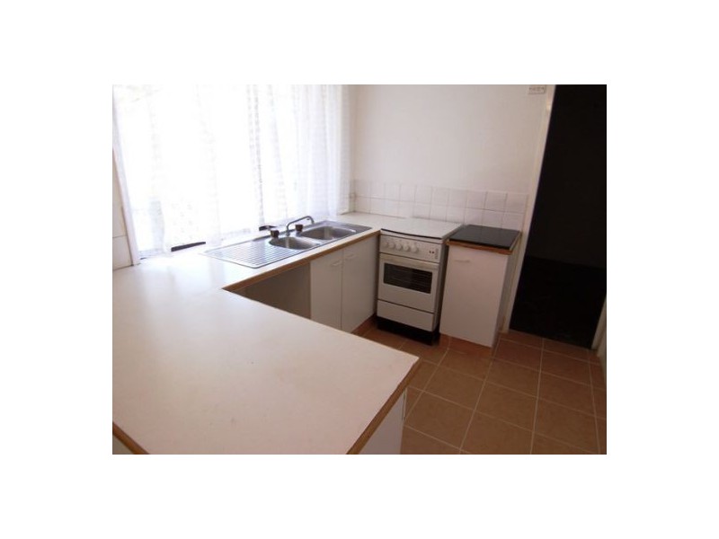 1/269 Government Road, Labrador QLD 4215