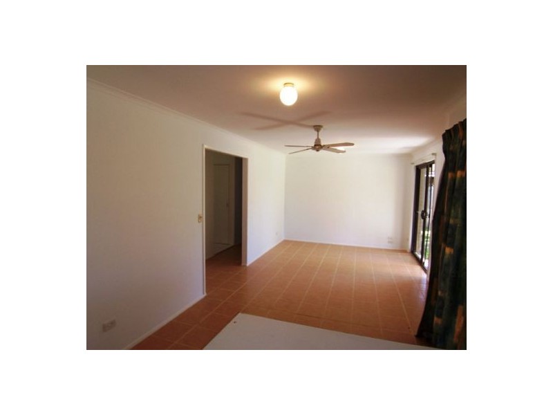 1/269 Government Road, Labrador QLD 4215