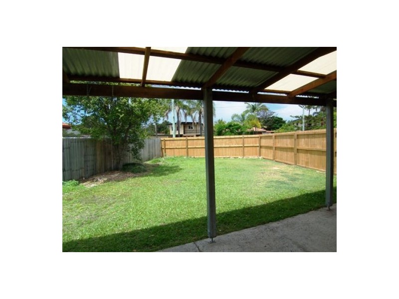 1/269 Government Road, Labrador QLD 4215