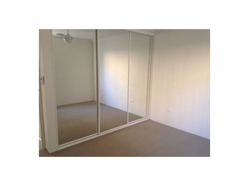 4/29 White Street, Southport QLD 4215