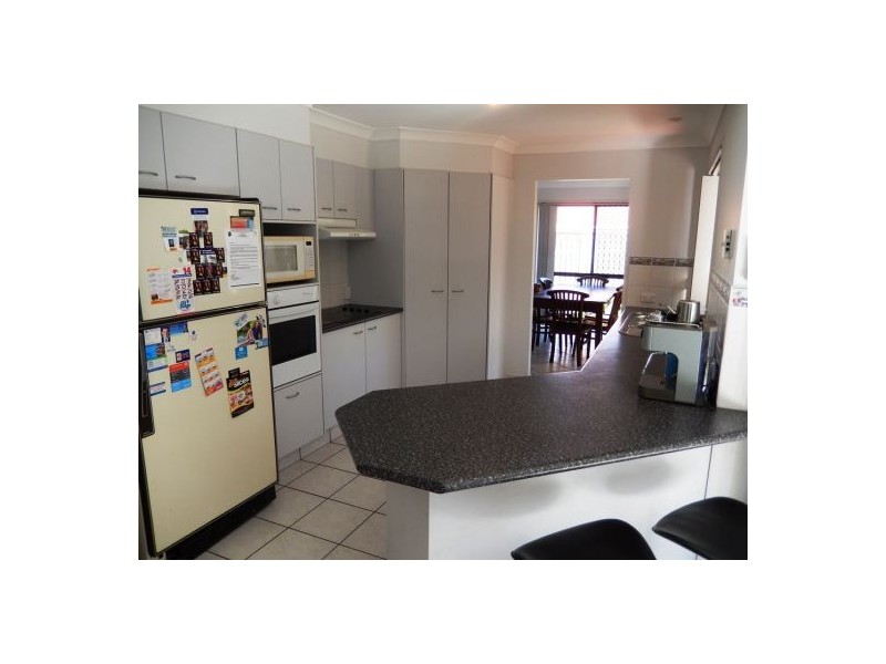 14 Chatham Av, Pacific Pines QLD 4211