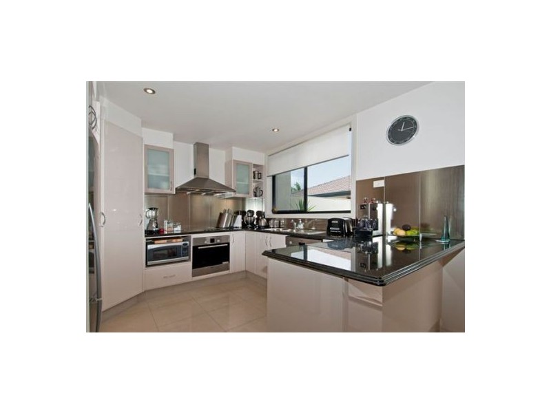 1/30 Hollywell Rd, Biggera Waters QLD 4216
