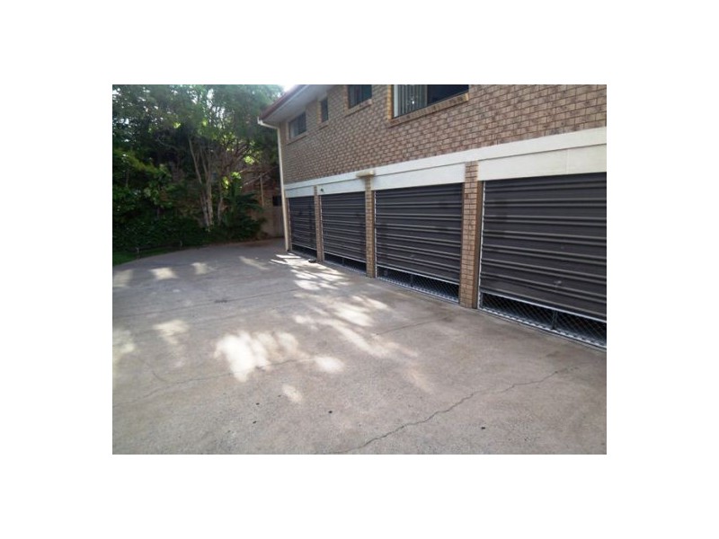 5/4 Broad Street, Labrador QLD 4215