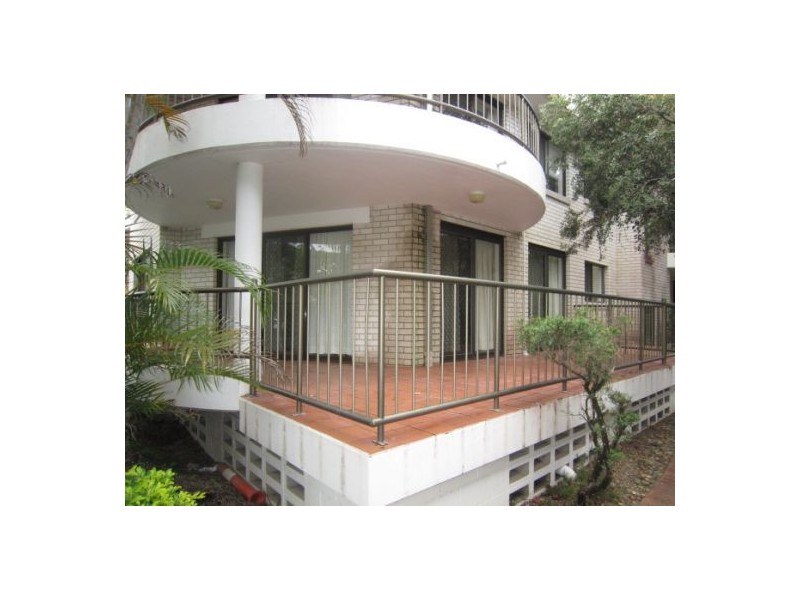 1/26 Lather Street, Southport QLD 4215