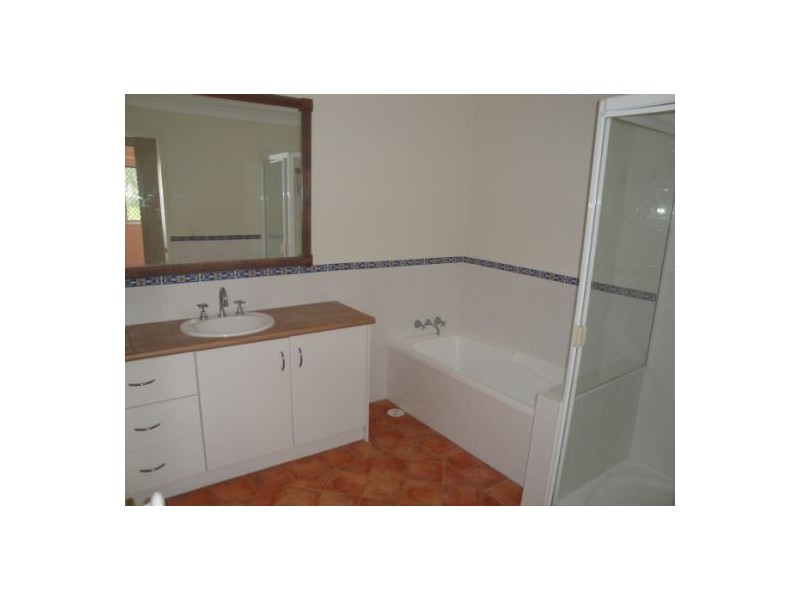 32/2 Bronberg Court, Southport QLD 4215