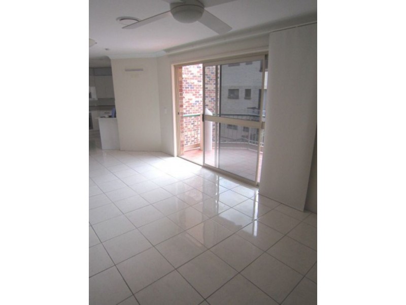 9/61 Bauer Street, Southport QLD 4215