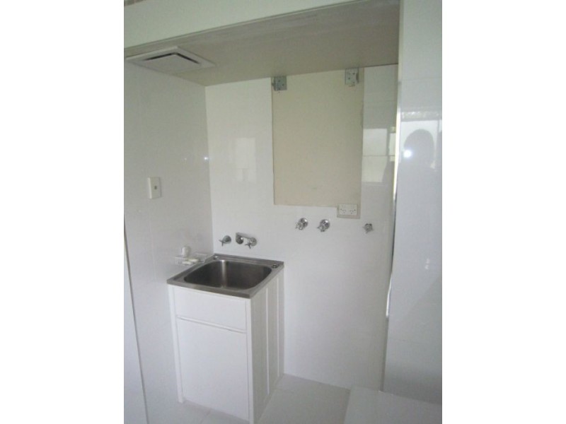 9/61 Bauer Street, Southport QLD 4215