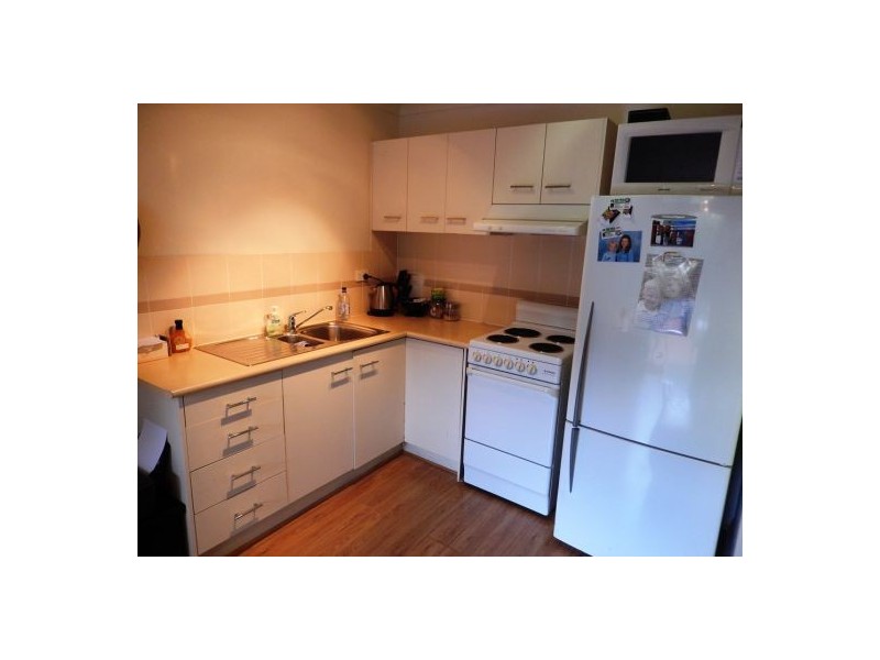 4/7 Illawong St, Surfers Paradise QLD 4217