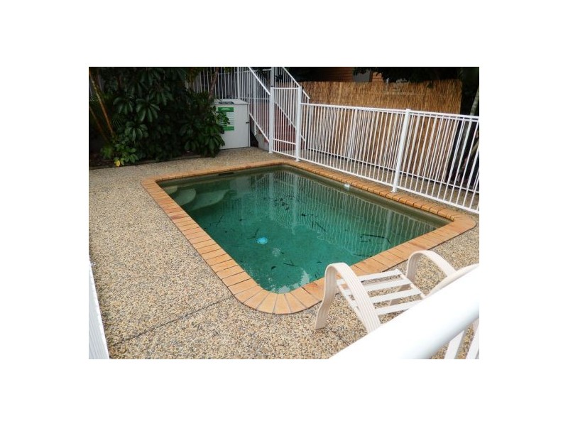 4/7 Illawong St, Surfers Paradise QLD 4217