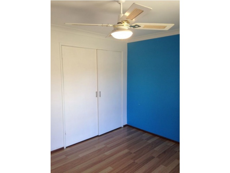 1/4 Melrose Place, Southport QLD 4215