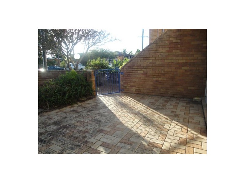 1/37 Back Street, Biggera Waters QLD 4216