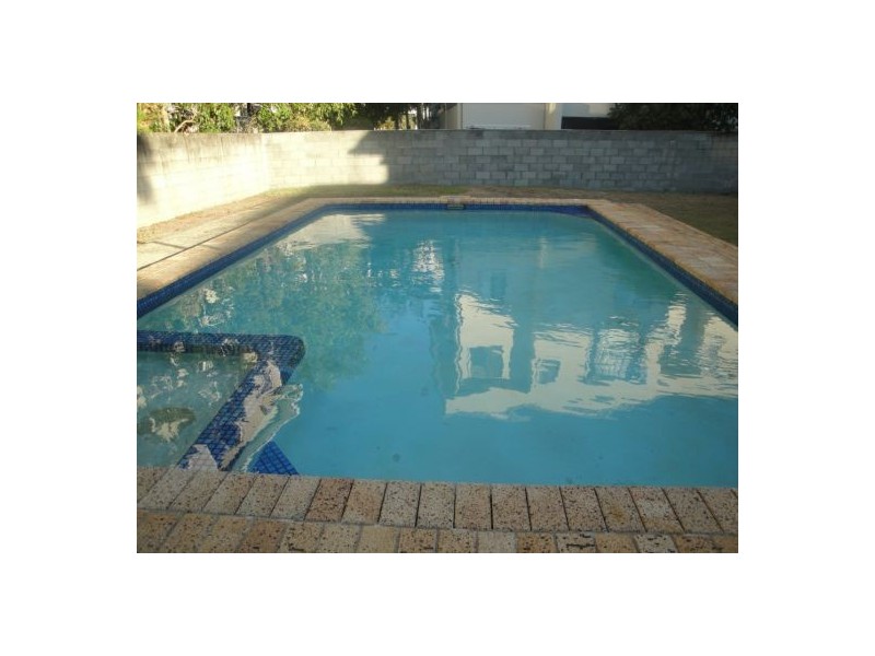 1/37 Back Street, Biggera Waters QLD 4216