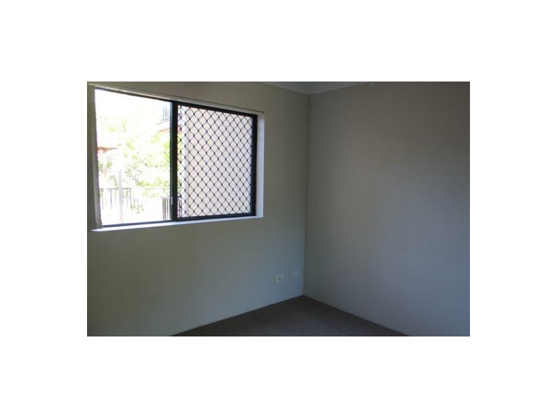 3/2 Johnston Street, Southport QLD 4215