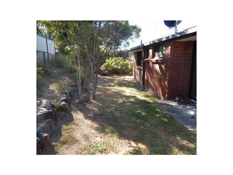 1/8 Oscar Ct, Oxenford QLD 4210