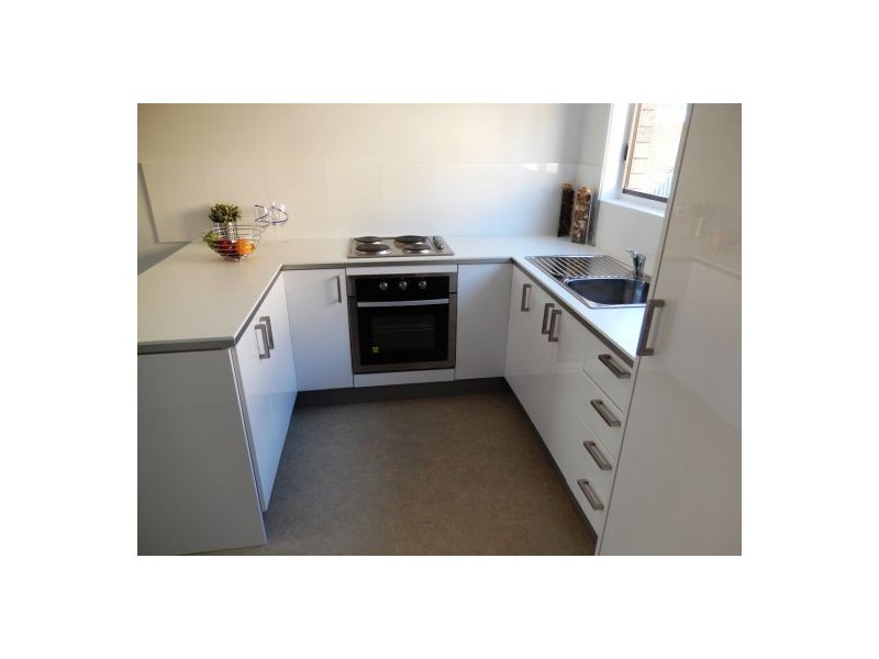 6/109 High Street, Southport QLD 4215